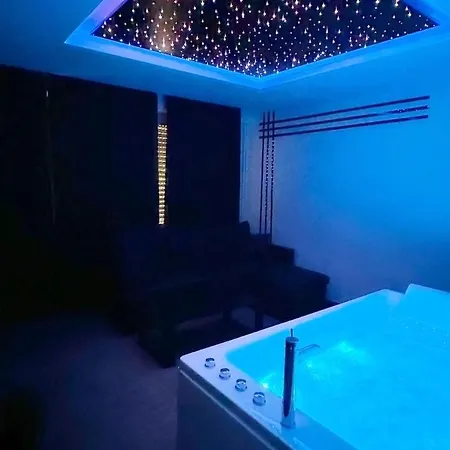 Elegance דירה *